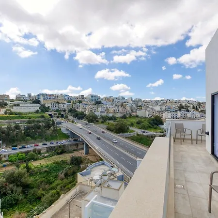 Cosy Penthouse With Terrace & Views In St Julians By 360 Estates Apartament