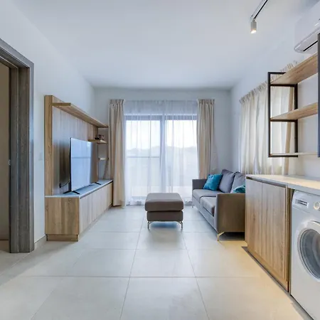 Cosy Penthouse With Terrace & Views In St Julians By 360 Estates Daire *