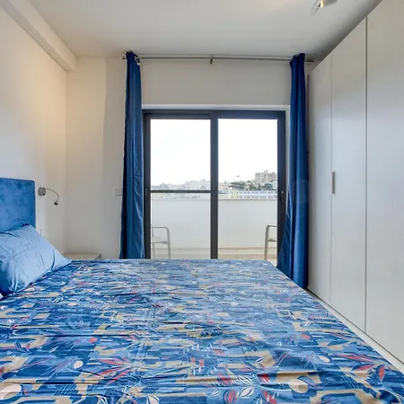 Cosy Penthouse With Terrace & Views In St Julians By 360 Estates Daire
