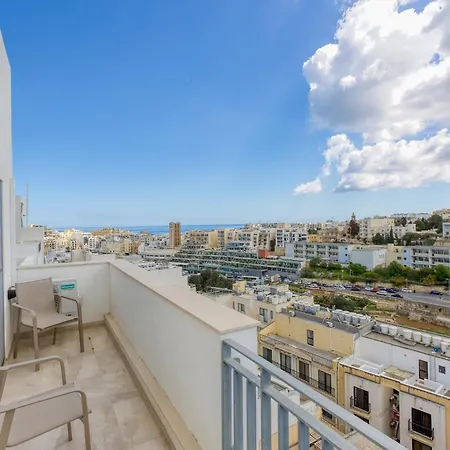 Cosy Penthouse With Terrace & Views In St Julians By 360 Estates * Saint Julian's