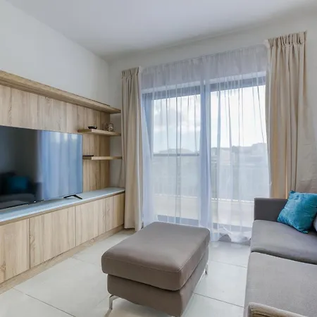Cosy Penthouse With Terrace & Views In St Julians By 360 Estates Apartment *