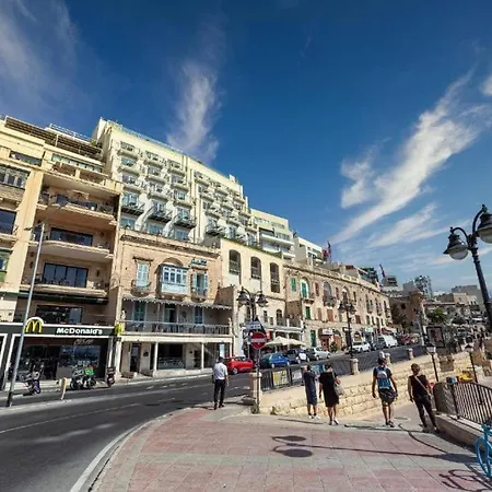 Apartment Cosy Penthouse With Terrace & Views In St Julians By 360 Estates Saint Julian's