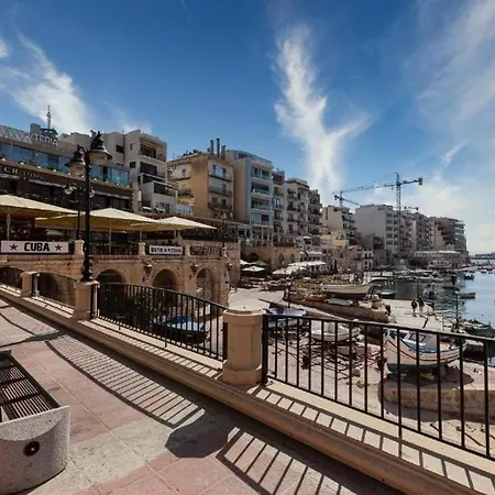 Cosy Penthouse With Terrace & Views In St Julians By 360 Estates * Saint Julian's