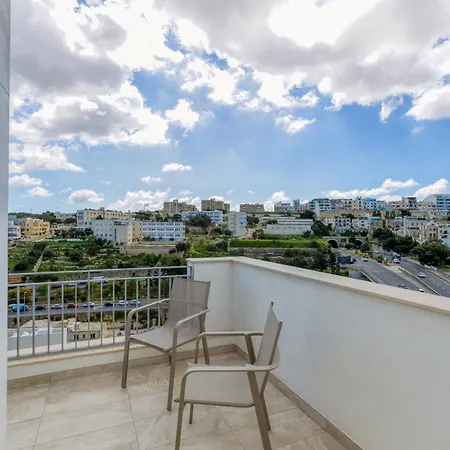 Cosy Penthouse With Terrace & Views In St Julians By 360 Estates * Saint Julian's