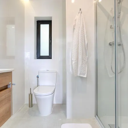 Apartment Cosy Penthouse With Terrace & Views In St Julians By 360 Estates Saint Julian's