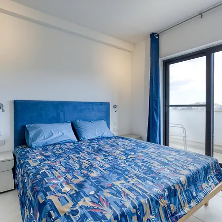 Cosy Penthouse With Terrace & Views In St Julians By 360 Estates *