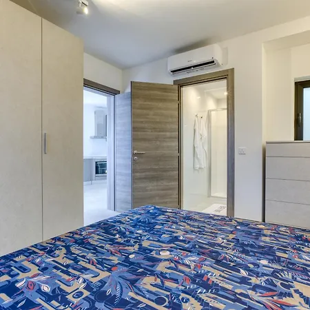 Cosy Penthouse With Terrace & Views In St Julians By 360 Estates