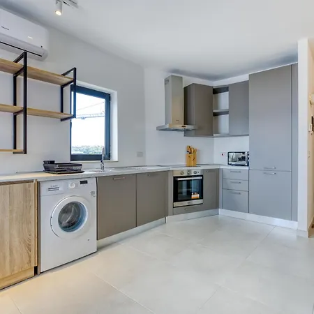 Cosy Penthouse With Terrace & Views In St Julians By 360 Estates * Saint Julian's